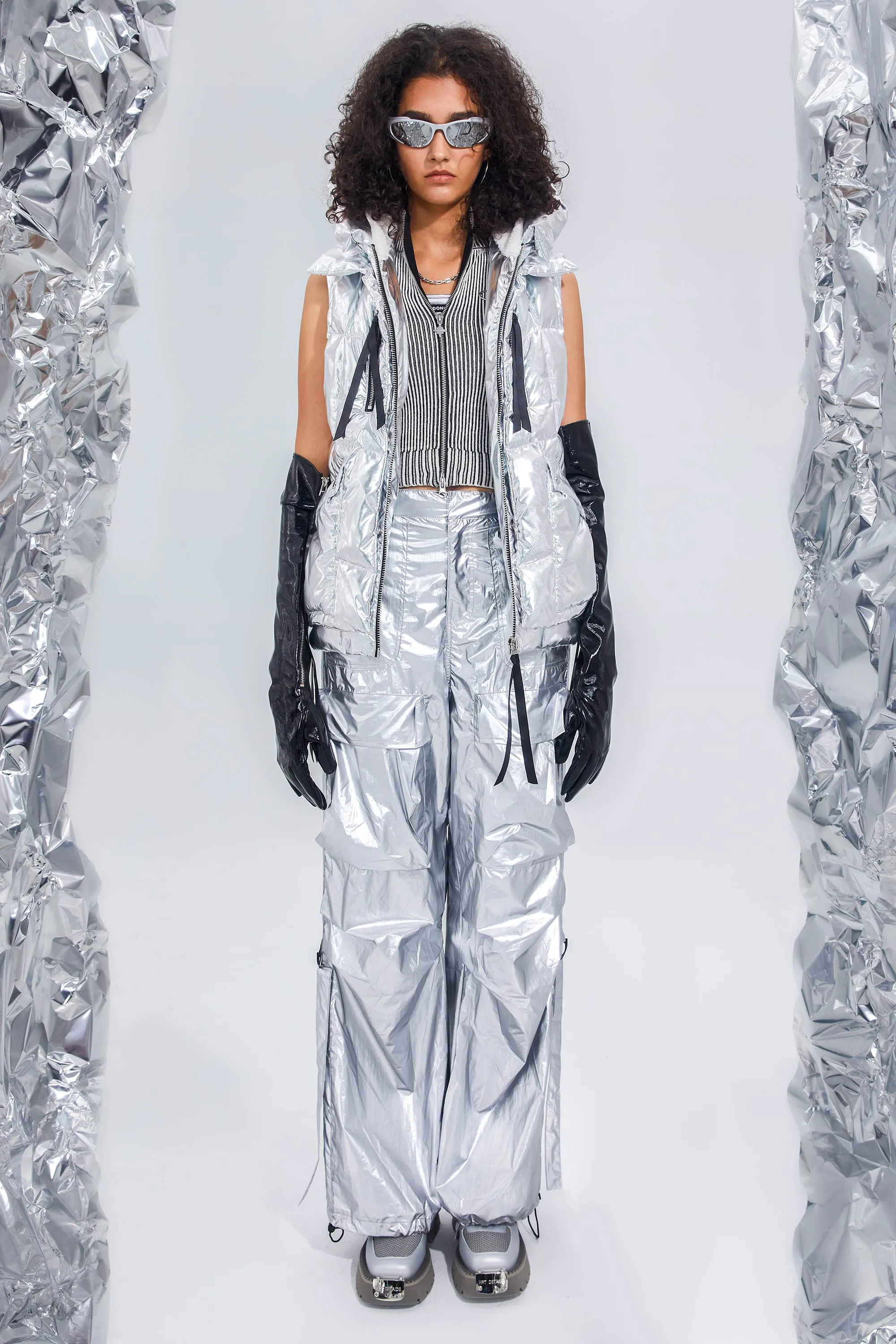 092 Cosmos Cropped Chrome Down Vest