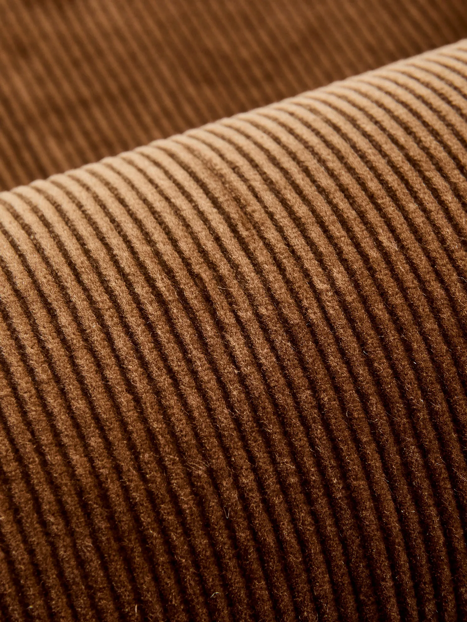 2-Pleat Corduroy Trousers in Golden Brown