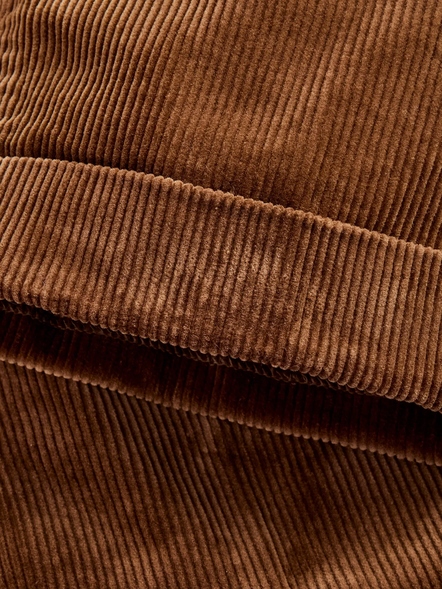 2-Pleat Corduroy Trousers in Golden Brown