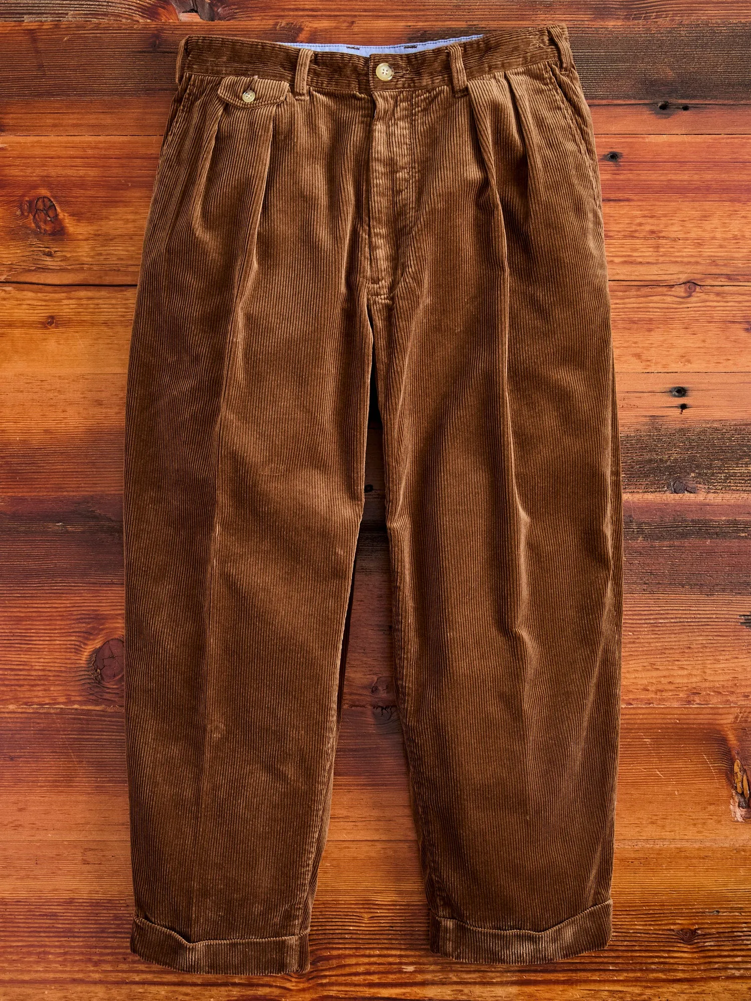 2-Pleat Corduroy Trousers in Golden Brown