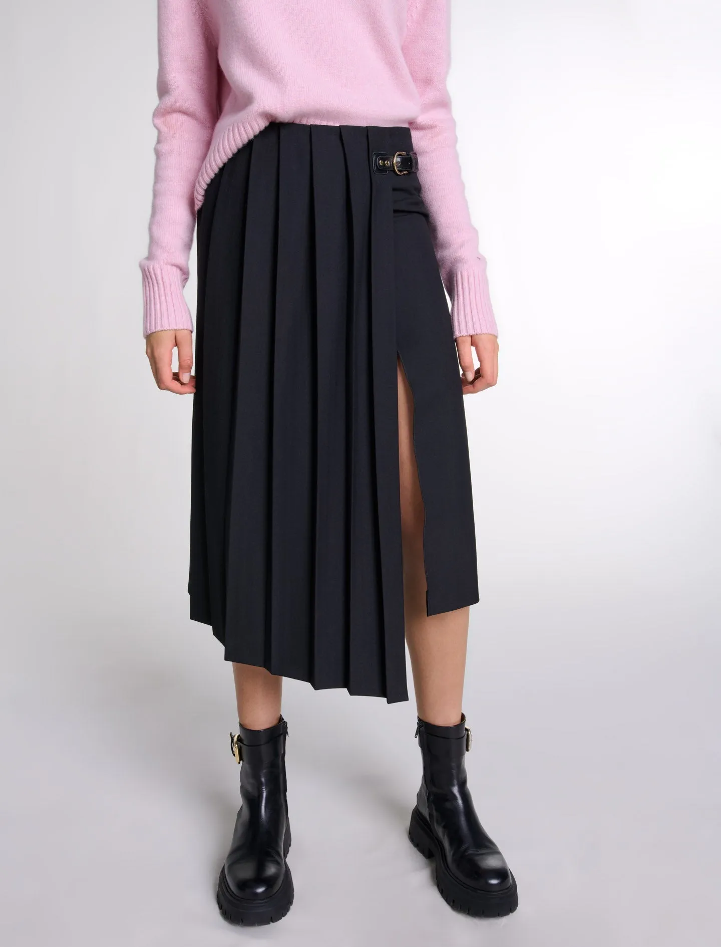 Asymmetrical long pleated skirt