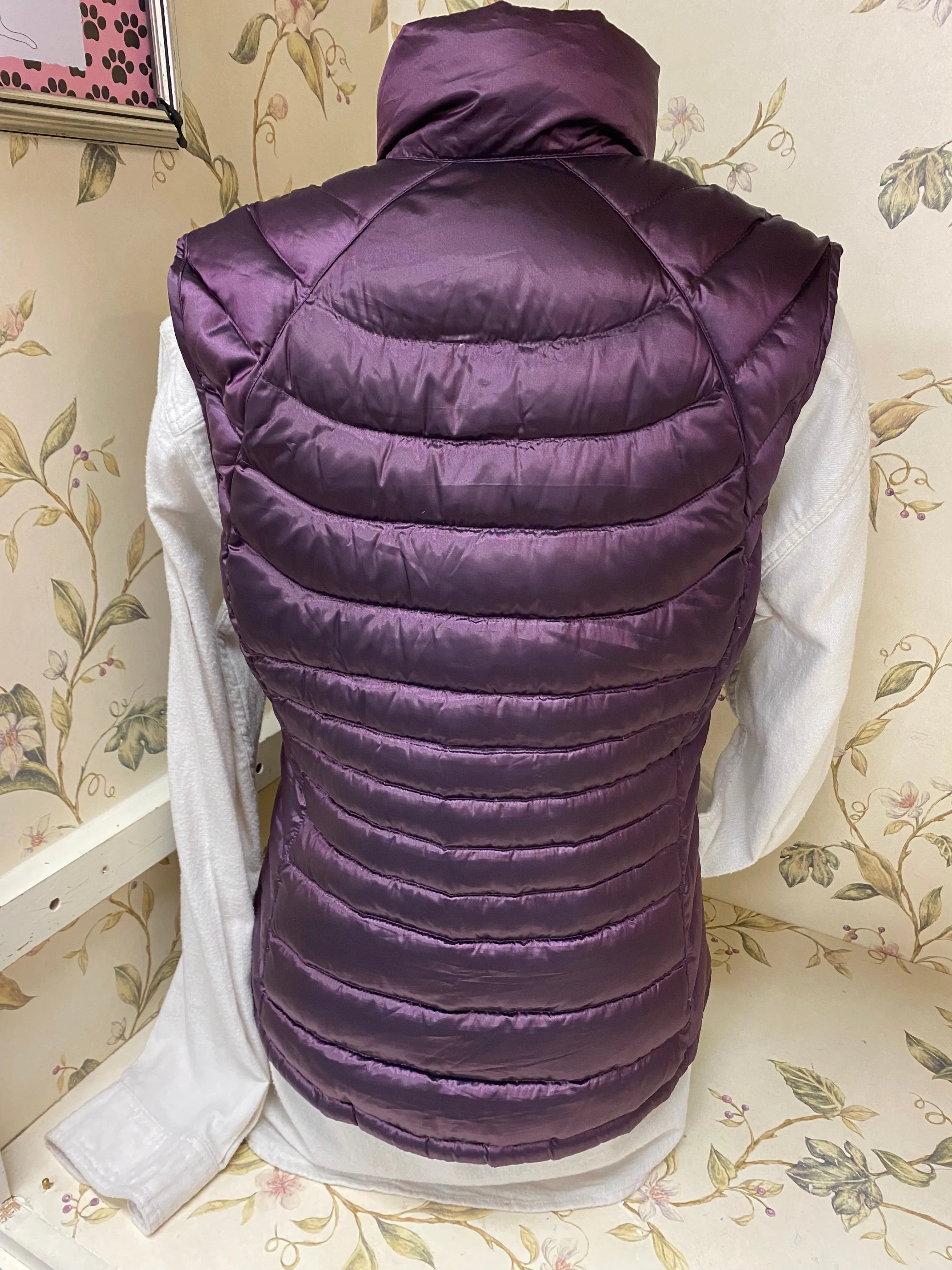 Bernardo Purple Vests, Small