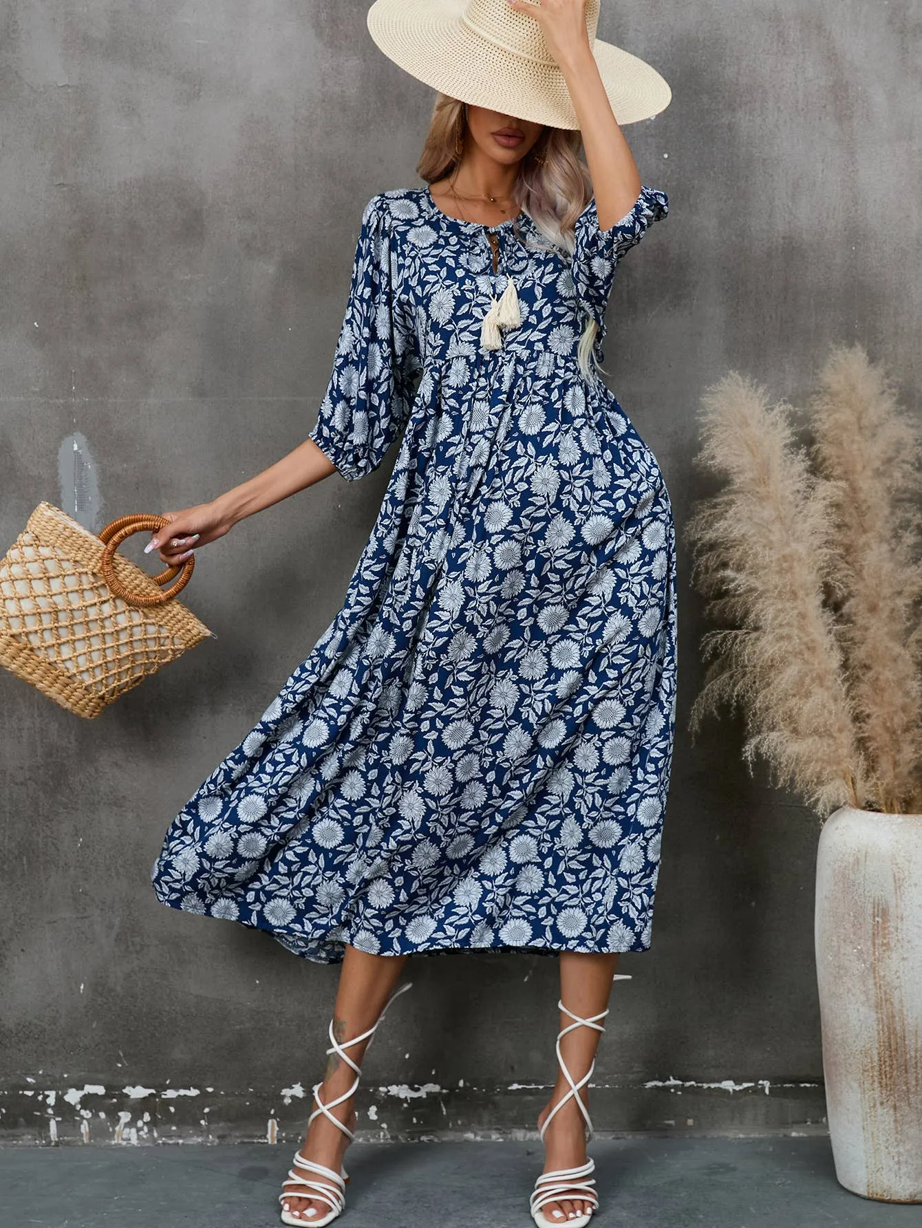 BOHO DRESS WITH LANTERN SLEEVES AND LOOSE V-NECK_CWDMD2315