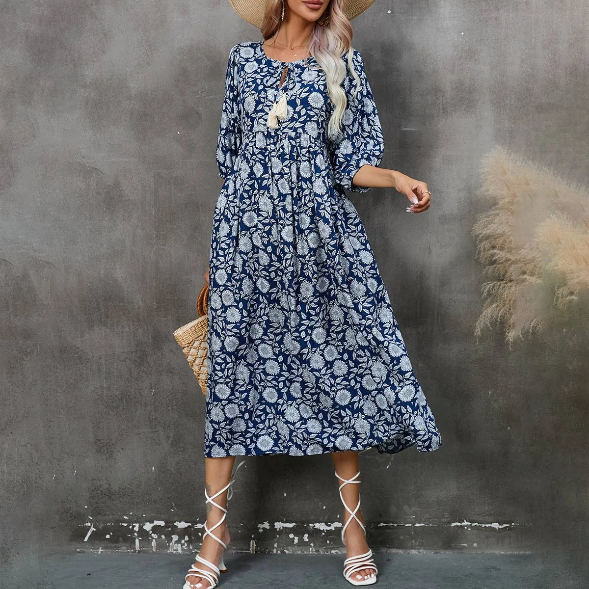 BOHO DRESS WITH LANTERN SLEEVES AND LOOSE V-NECK_CWDMD2315