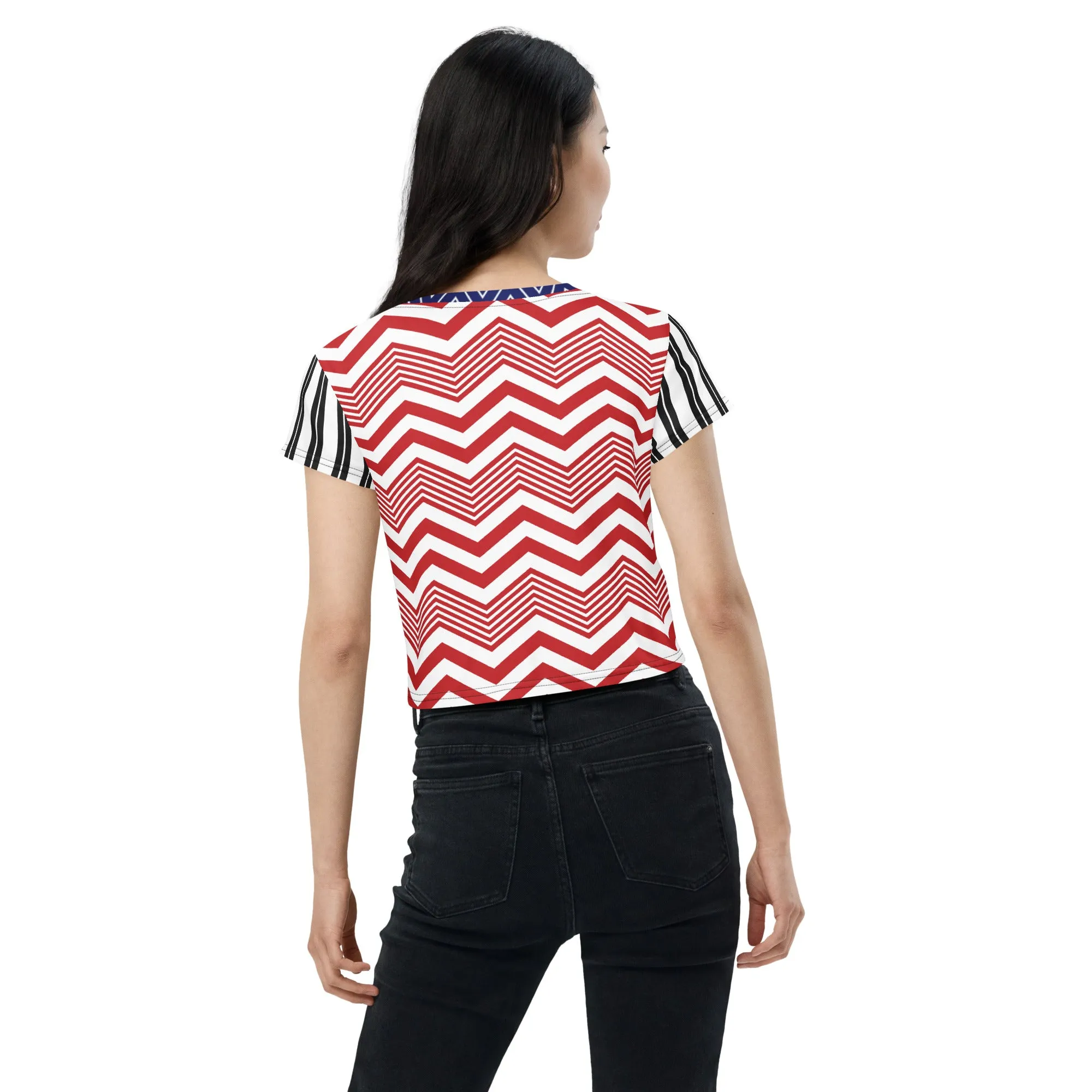 Kiss and Tell AOP Crop Tee