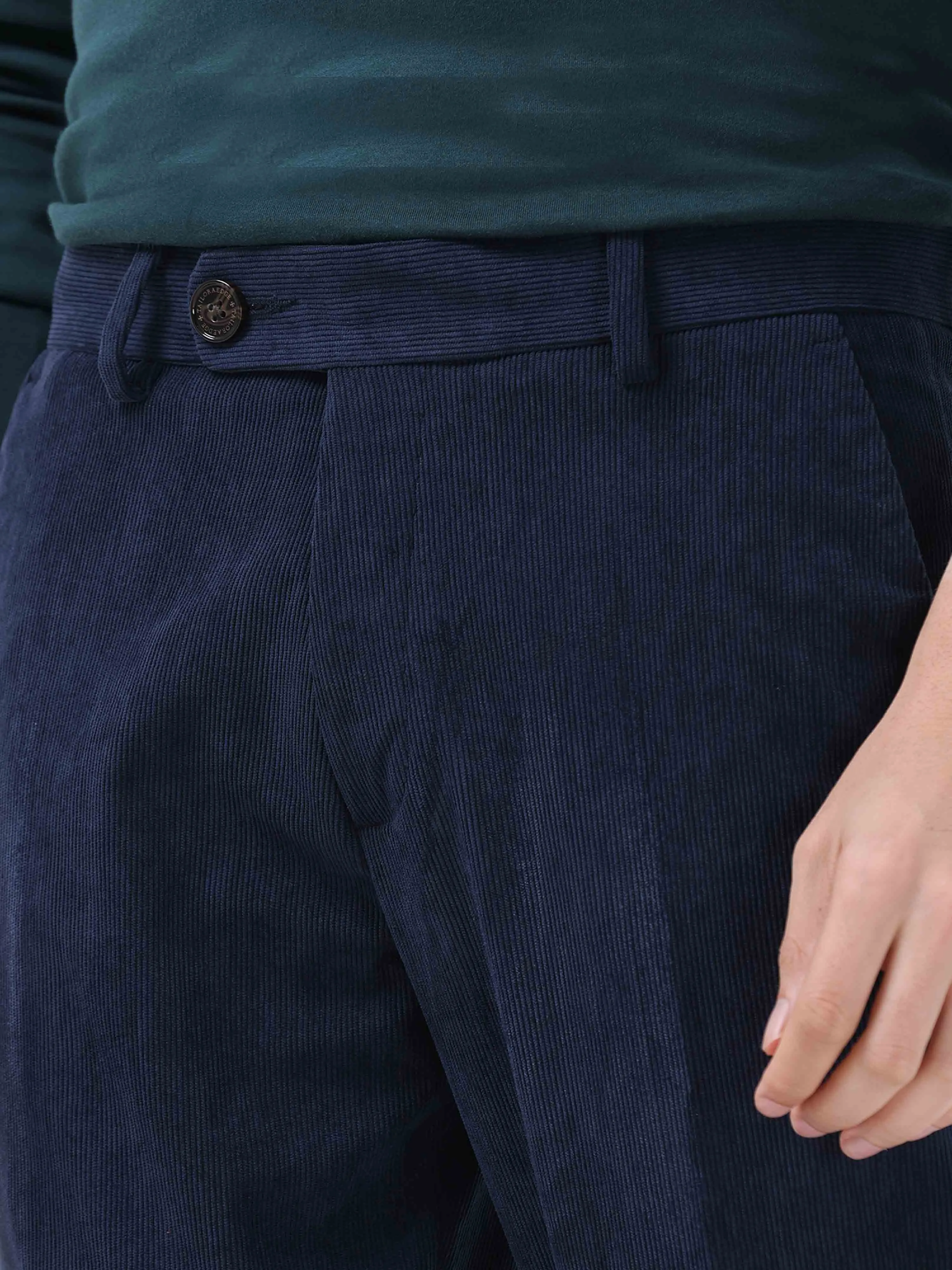 Statement Corduroy Navy Pant