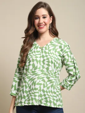 Women's Casual  Green Abstract Print V neck Top